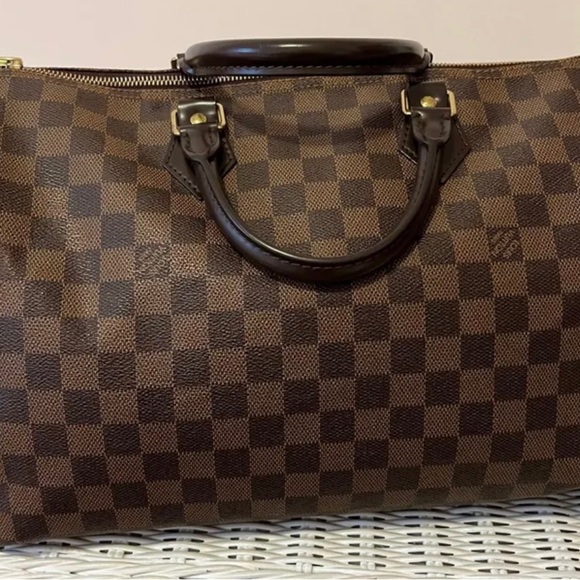 Authentic Louis Vuitton Speedy 35 Damier Ebene - Picture 3 of 10